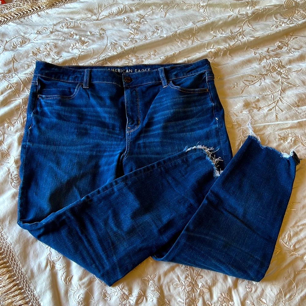 American Eagle hi-rise dream jean